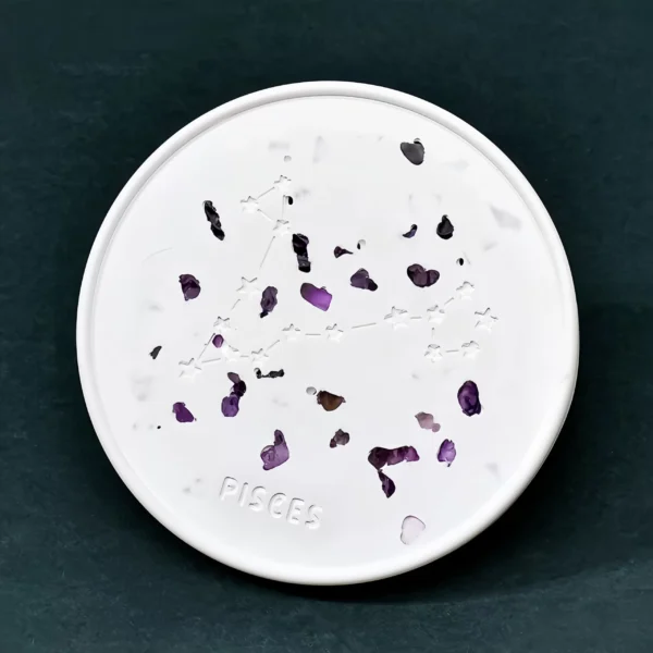 The Pisces Zodiac Crystal Plaster Plate enhances intuition, emotions, and spirituality. Amethyst, Pisces' representative crystal, strengthens inner intuition and spirituality, promoting deep emotional healing and enhancing intuitive and psychic abilities. It helps clear negative emotions and maintain inner harmony, fostering personal growth. Made from natural gypsum, the plate serves as both a cleansing and charging tool, supporting emotional healing and spiritual enhancement. Ideal for placement in Pisces' bedroom, meditation space, or any area needing emotional healing and spiritual growth.