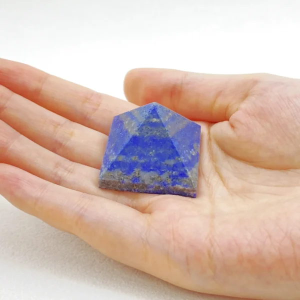 The Lapis Lazuli Pyramid supports focused thought, confident expression, and purposeful decision-making. Known for awakening inner wisdom, it encourages clear communication and mental discipline, making it ideal for moments of study, solitude, or life-defining choices.